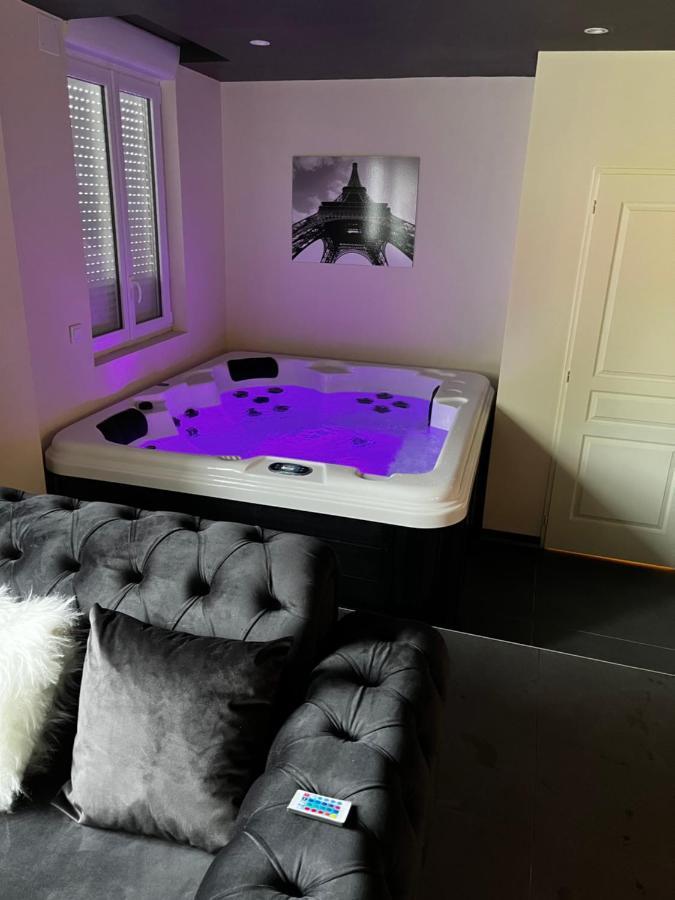 Magnifique Duplex Avec Jaccuzi, Sauna Et Cinema Room Privatif Fontenoy  Zewnętrze zdjęcie